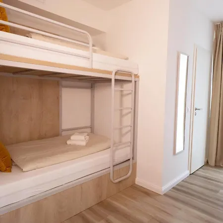 Hotel Fairschlafen Boutique Etagenbett Kombüse 0-06, Sauna, Fitness *