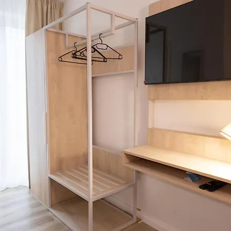 Fairschlafen Boutique Etagenbett Kombüse 0-06, Sauna, Fitness